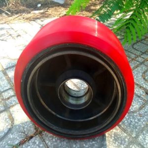 Bọc PU cho bánh xe nâng điện tại HCM - Bình Dương - Đồng Nai