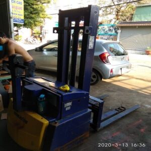 Xe nâng điện cũ Komatsu