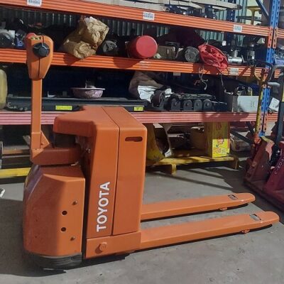 Xe nâng điện thấp Toyota 1 Tấn