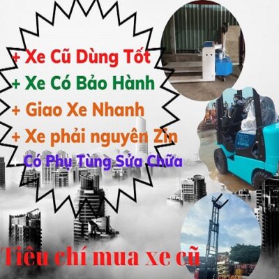 3 Hình xe nâng Nhật cũ trên nền sương mù